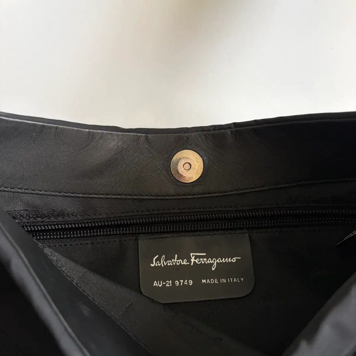 サルヴァトーレ・フェラガモ Salvatore Ferragamo (OS)