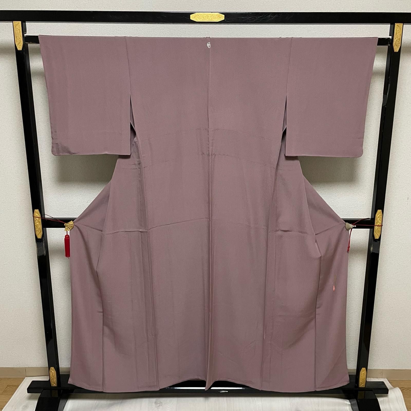 作家物 色無地 ちりめん 単衣仕立て 上品な色味 着物 正絹 一つ紋 X 