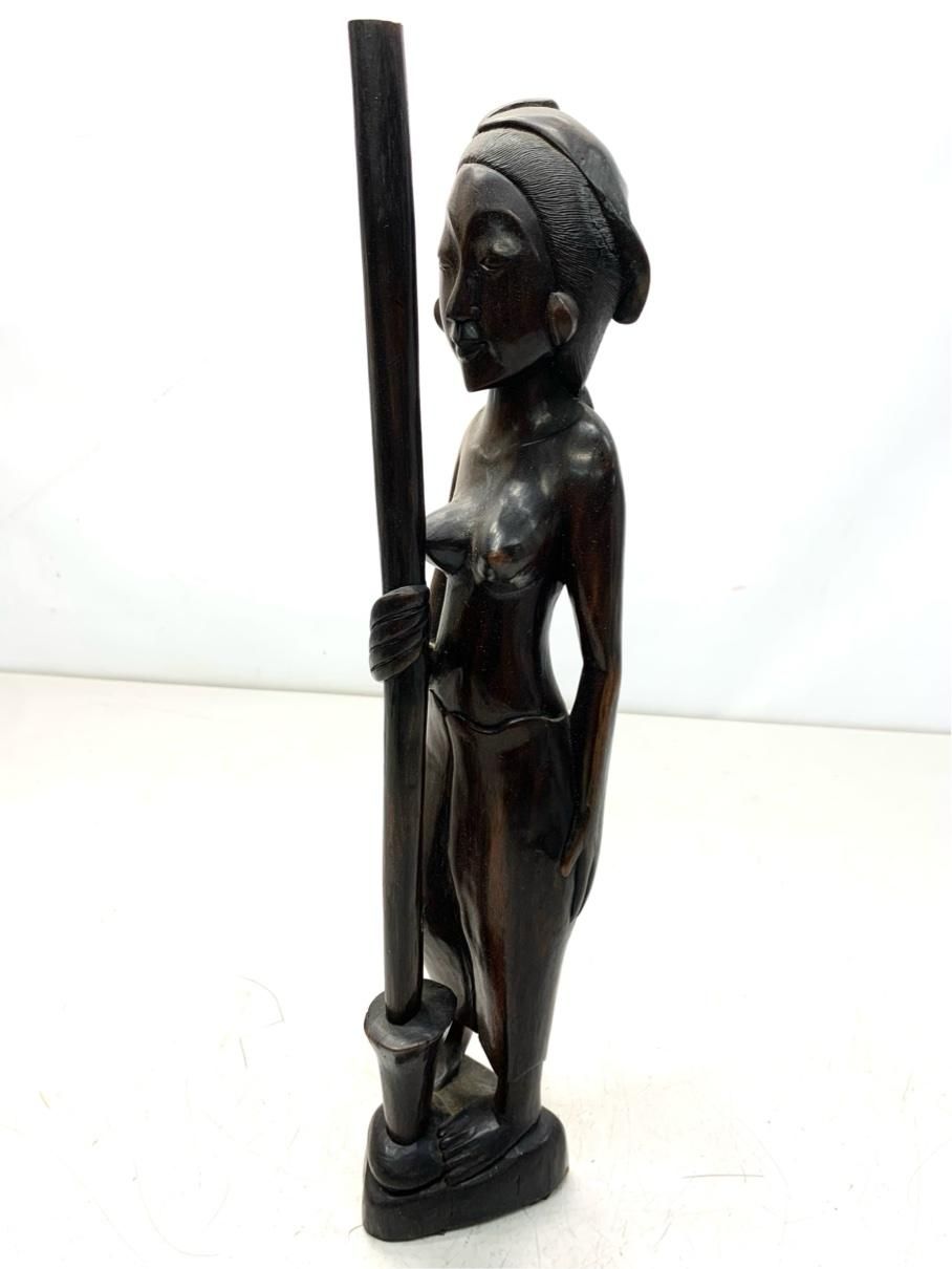 【極上品】黒檀 エボニー 木彫り 女性像 46cm 重厚1.2kg アフリカ 民芸品 民族彫刻 マサイ 槍 棒 一点物 A1504B08