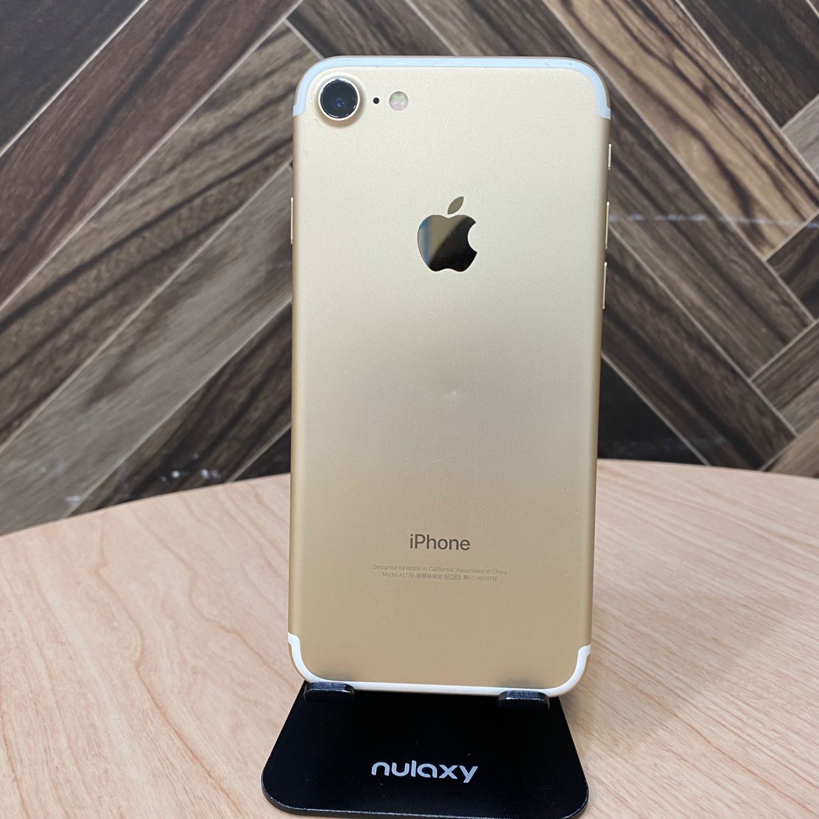 iPhone 7 ゴールド 128GB やや傷あり - メルカリ