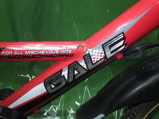 GALE 14インチカゴ付き 補助輪付き 説明書あり 中古】子供用自転車 GALE 14インチ 補助輪付き - メルカリ