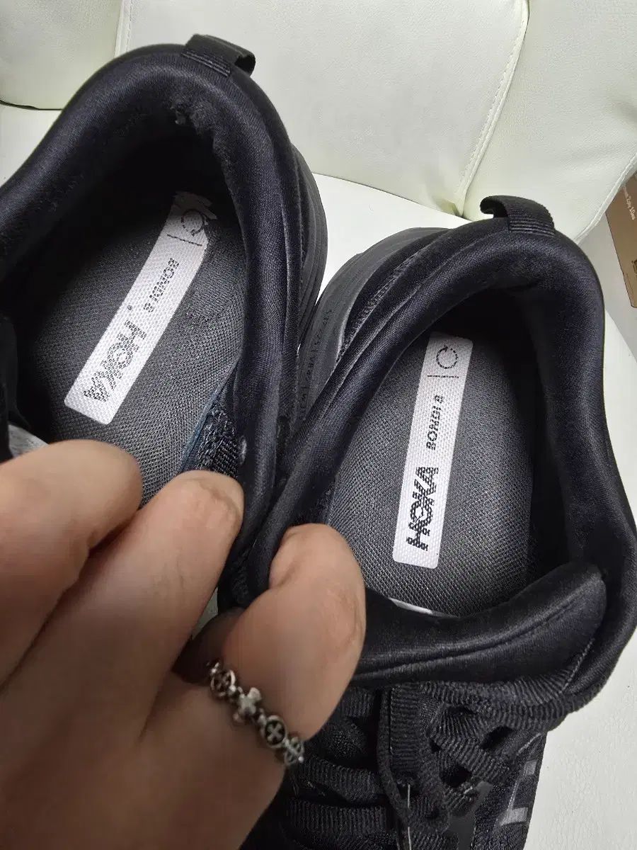 HOKA ONE ONE ホカオネオネ ボンダイ 8 ワイド ブラック 250mm