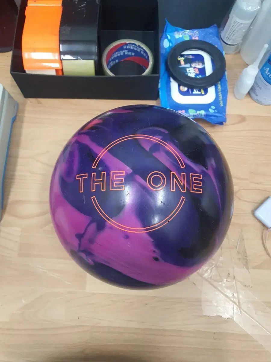 中古ボーリングボール 15p ザ・ONE・プルート 左