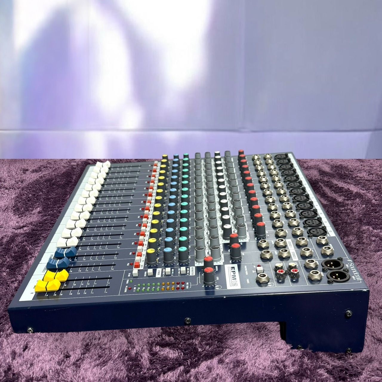 ☆動作品 送料無料 美品 Soundcraft サウンドクラフト EPM12
