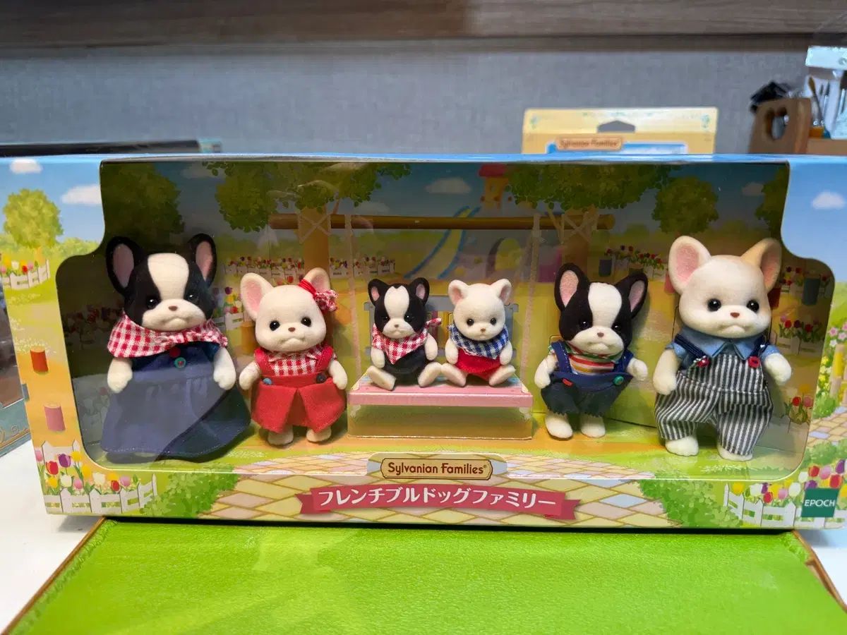 シルバニア ブルドッグファミリー コレ ミミネコ 猫ファミリー (未開封) 8,362円
