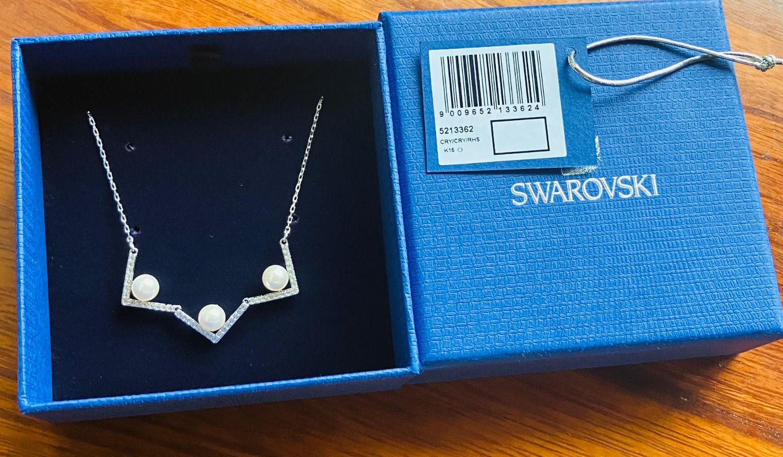 新品　スワロフスキー　Swarovski Edify Medium ネックレス