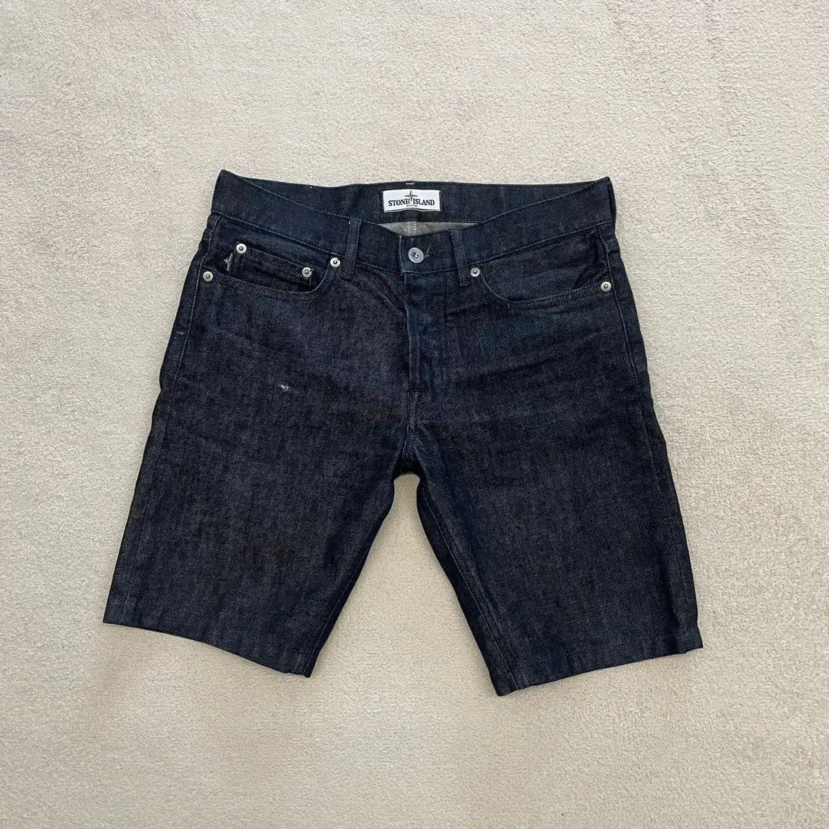 30 STONE ISLAND ストーンアイランド デニムハーフパンツ