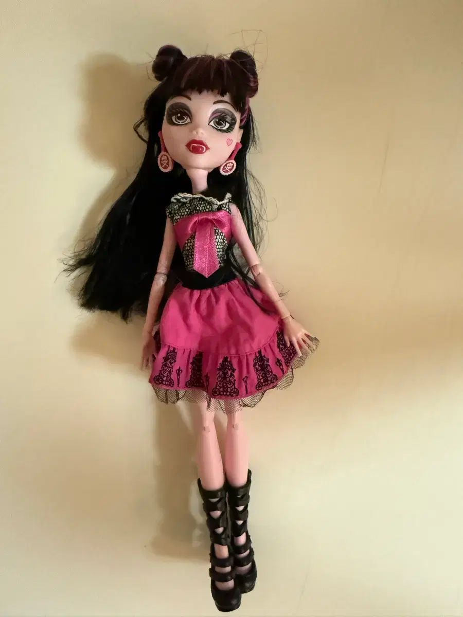 MONSTER HIGH ドール MON HA ドール ドラキュロラ