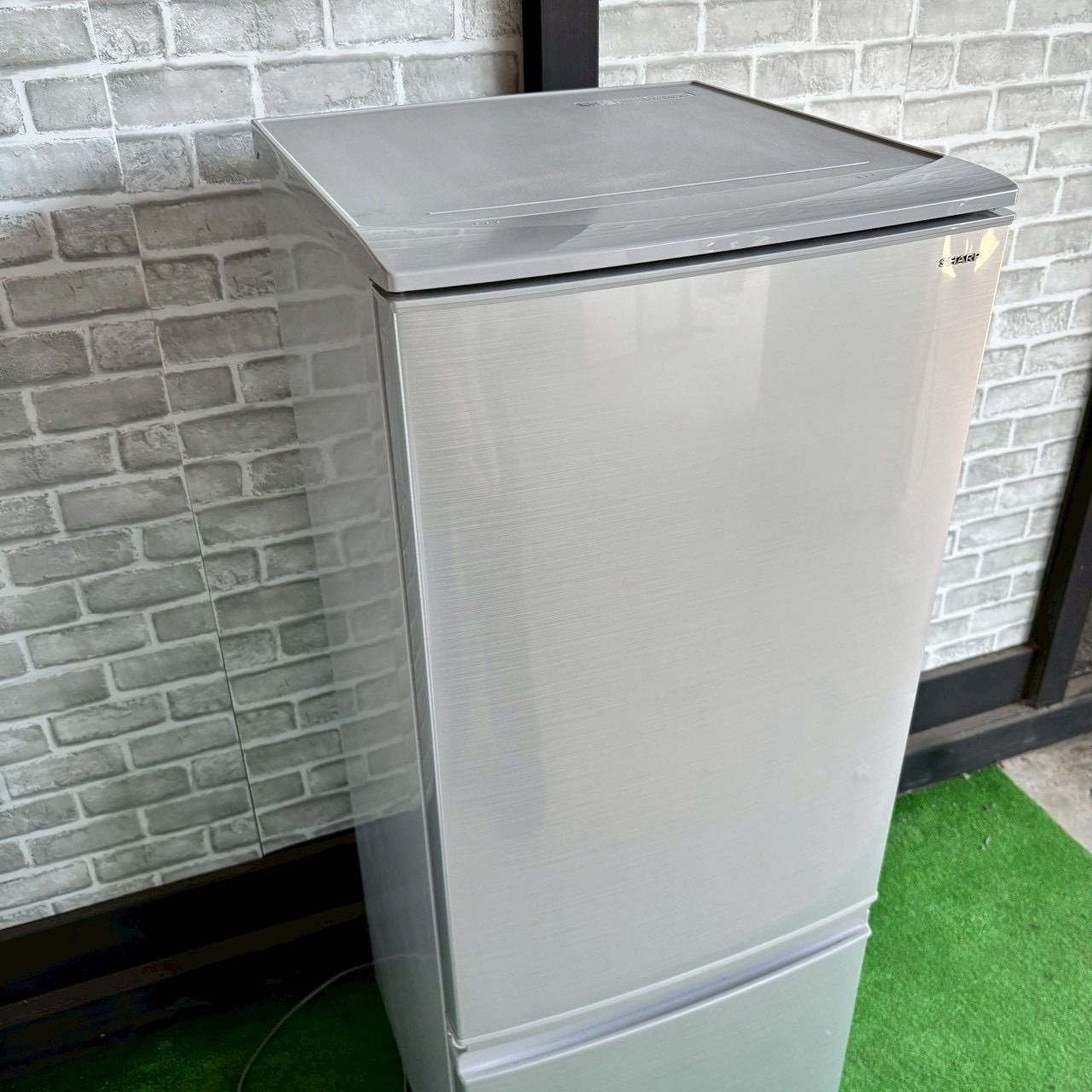 SHARP シャープ 冷蔵庫 167L シルバー ホワイト 2ドア 大容量 2018年製