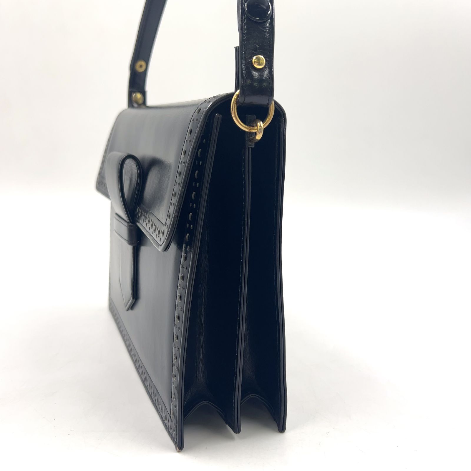 新着】YVES SAINT LAURENT ヴィンテージレザー レザー ブラック ワン