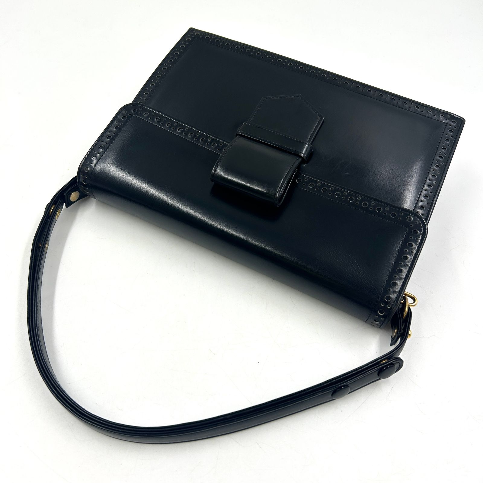 新着】YVES SAINT LAURENT ヴィンテージレザー レザー ブラック ワン