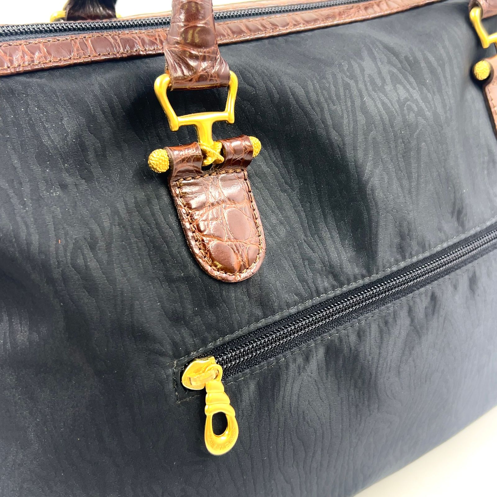 新着】BALENCIAGA クロコ型押し レザー×ナイロン ブラウン×ブラック