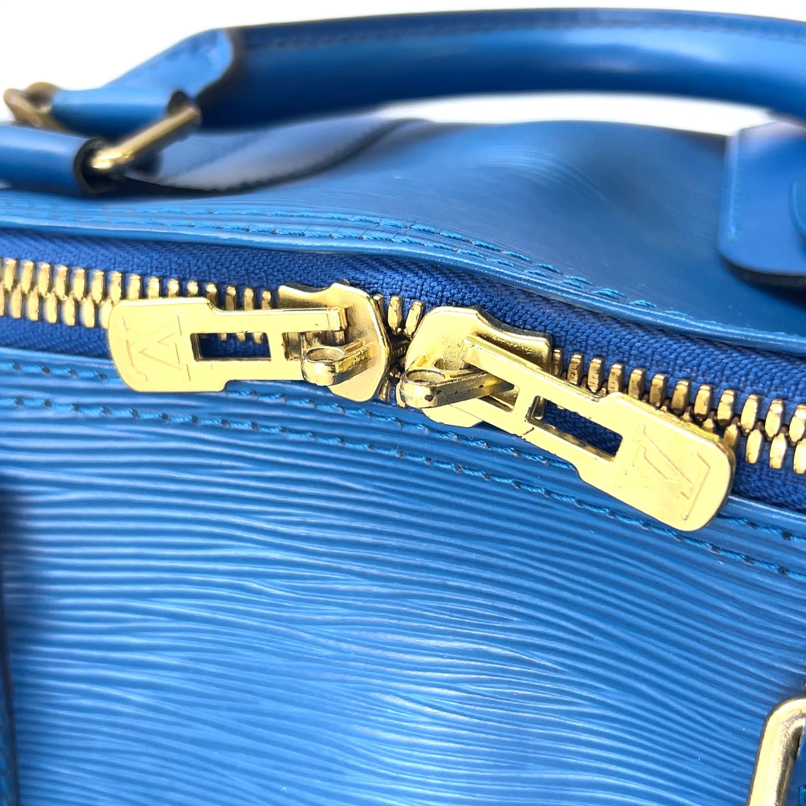 新着】LOUIS VUITTON キーポル50 エピ エピ トレドブルー レザー