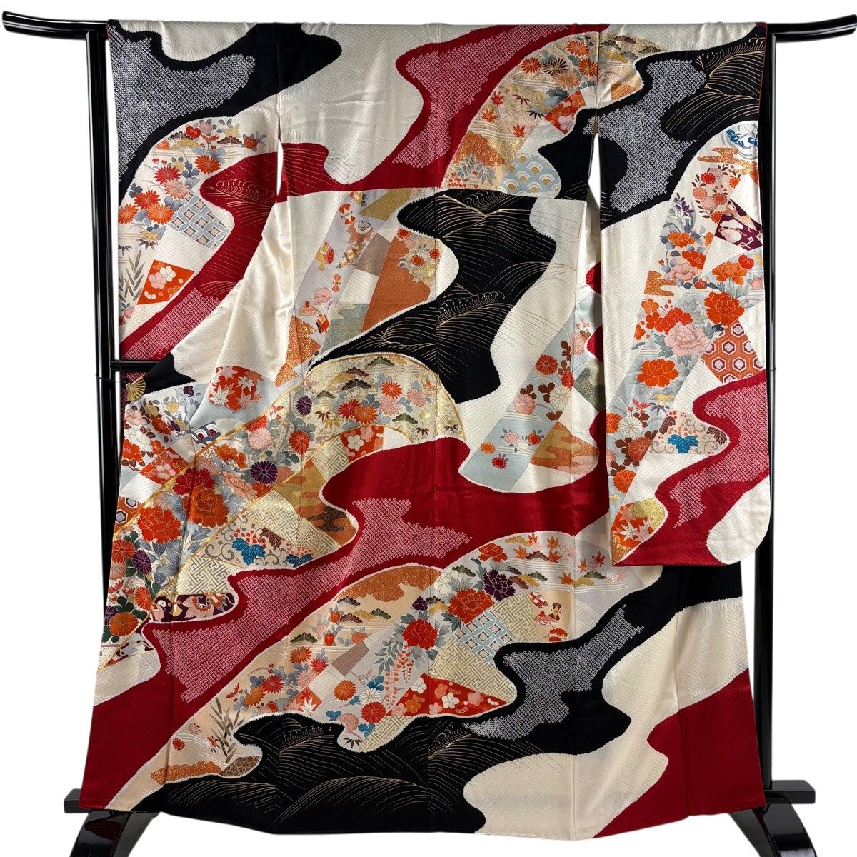振袖 身丈164cm 裄丈64.5cm M 袷 草花 宝尽くし 金糸 金彩 クリーム 正絹 秀品 【中古】