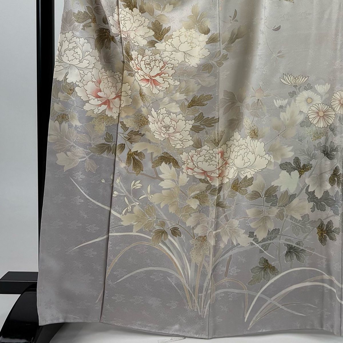 訪問着 身丈166.5cm 裄丈68cm L 袷 牡丹 地紋 金糸 金彩 灰色 正絹 秀 