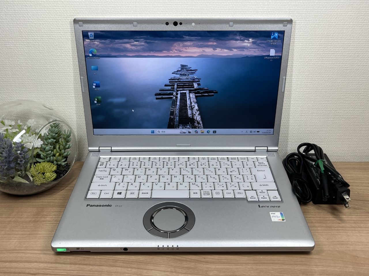 LTEモデル〉0554 Panasonic CF-LV1 16GB/256GB 第11世代 14型大画面 office2024 ノートパソコン 27,232円