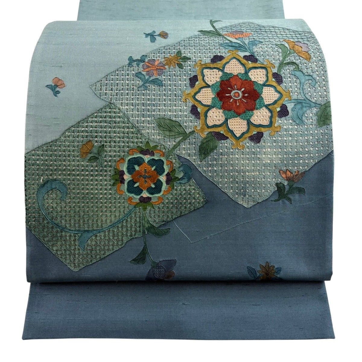 【美品】 袋帯 秀品 紬地 華文 草花 汕頭刺繍 水色 お太鼓柄 正絹 【中古】