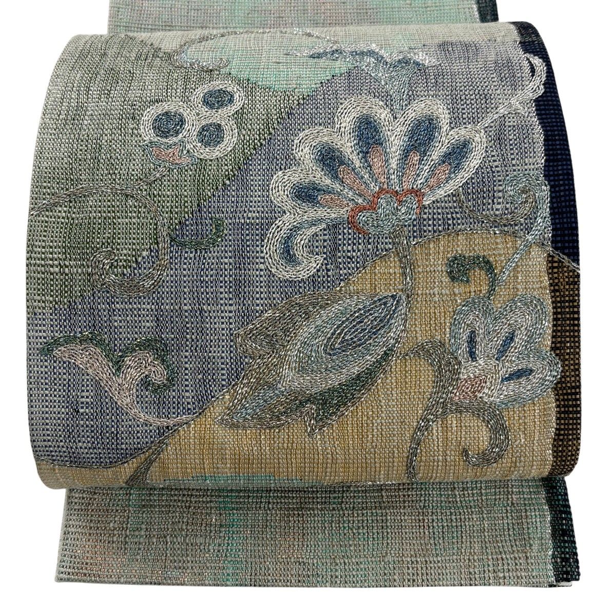 【美品】 袋帯 秀品 花唐草 山 銀糸 箔 薄緑 お太鼓柄 正絹 【中古】 6,776円