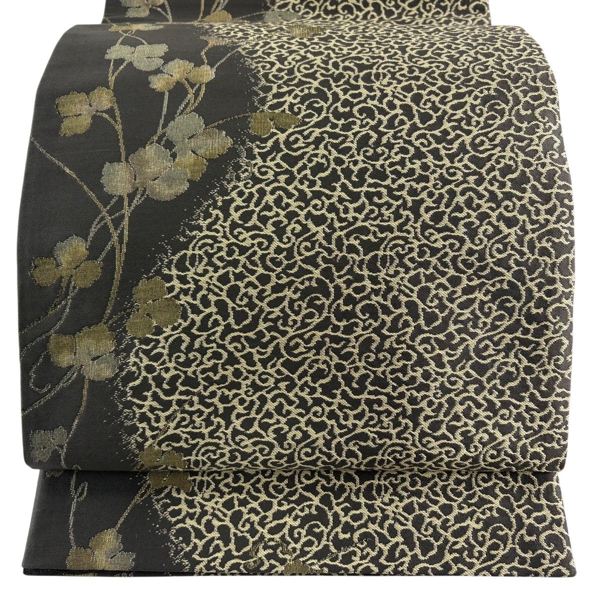 【美品】 袋帯 名品 葉柄 唐草 金糸 灰色 全通 正絹 【中古】