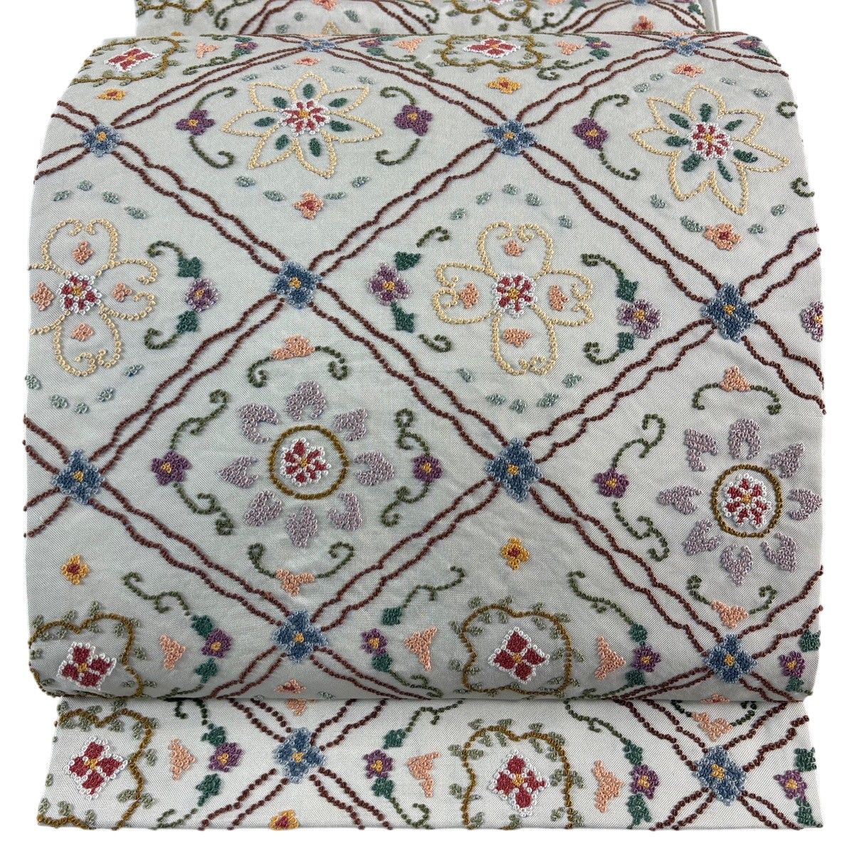 【美品】 袋帯 名品 花 斜め格子 相良刺繍 灰白 六通 正絹 【中古】