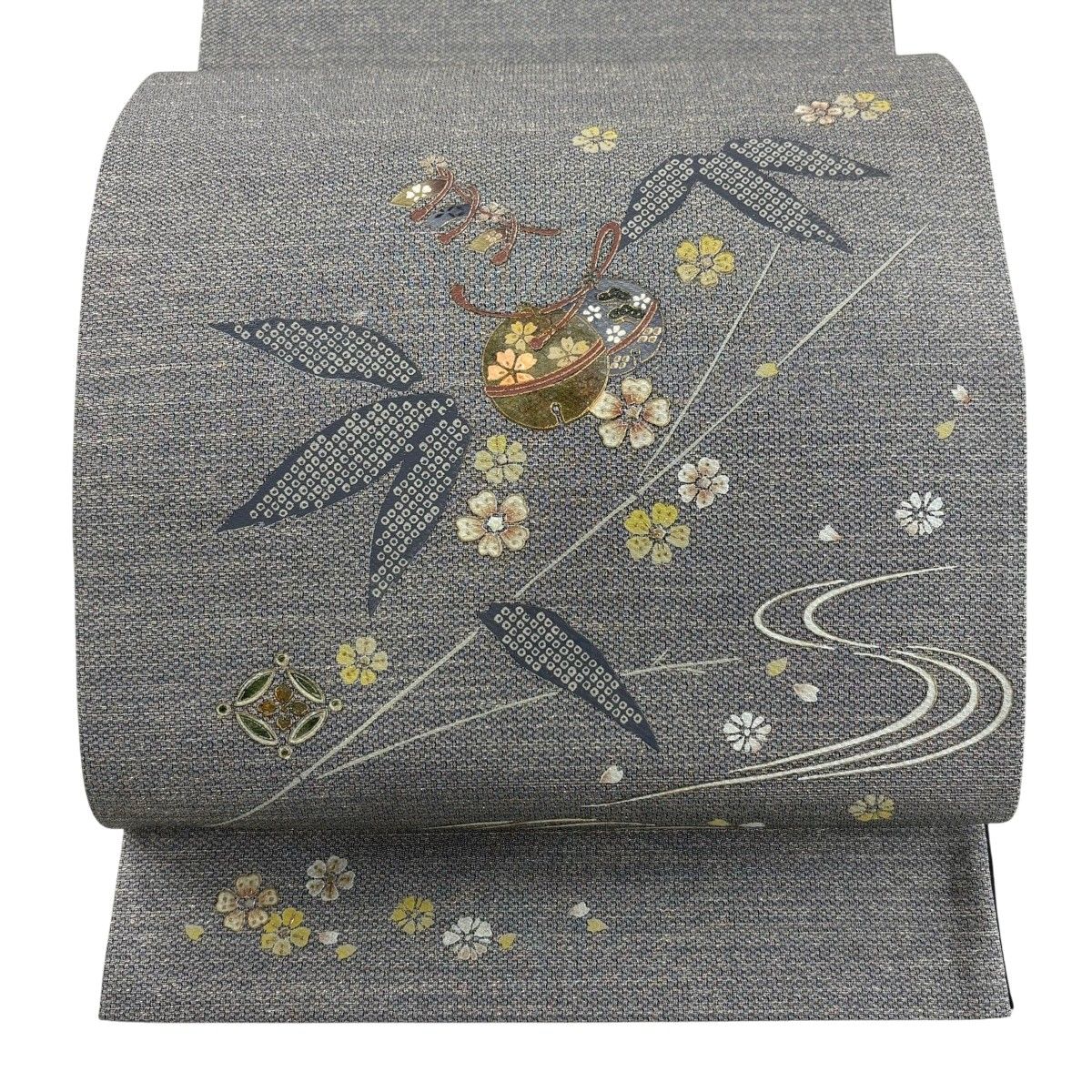 袋帯 秀品 鈴 花 金彩 箔 灰色 お太鼓柄 正絹 【中古】 - メルカリ