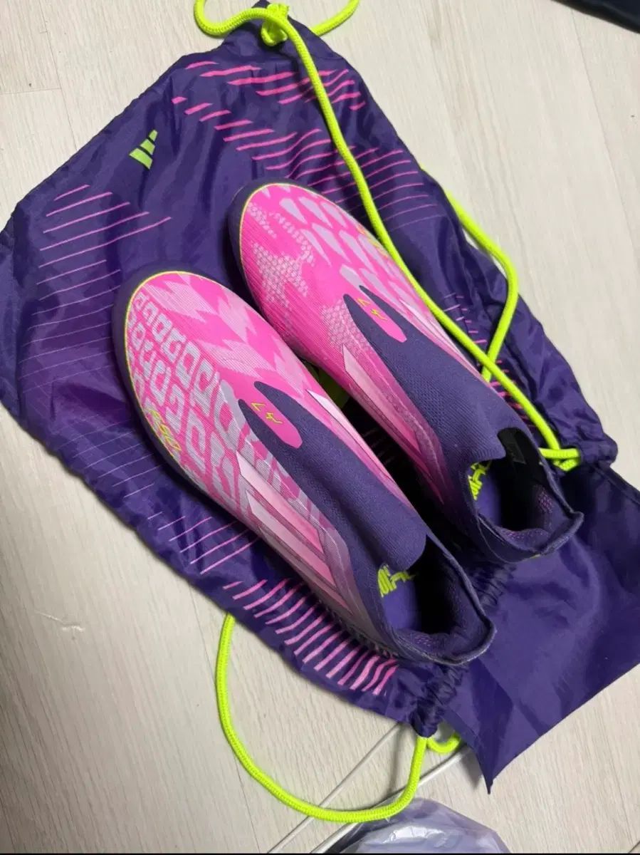 アディダス F50 エリート ラミンヤマル シグネチャー