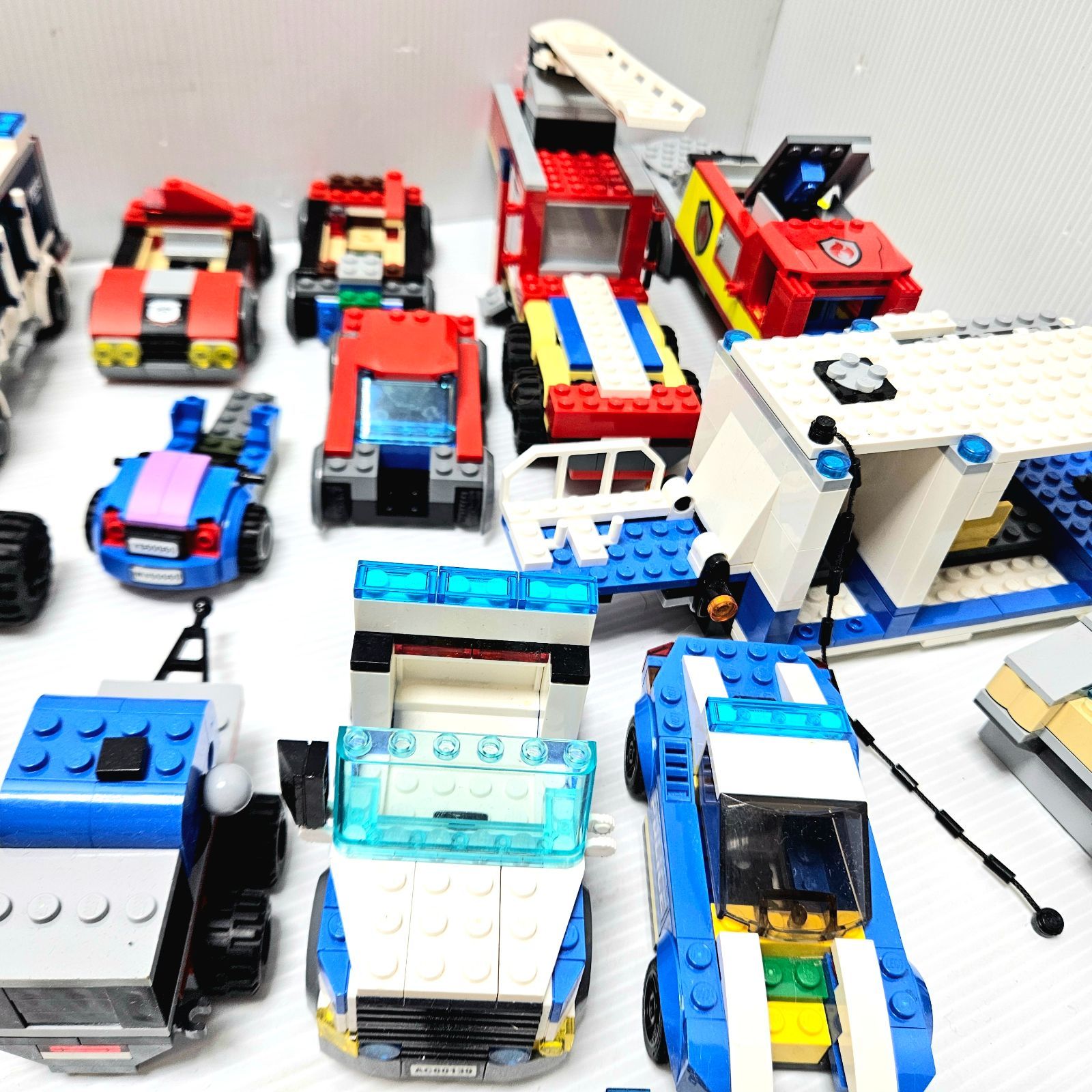 現状品】LEGO レゴ CITY 大量まとめ売り 約2.5kg ミニフィグ約30体 