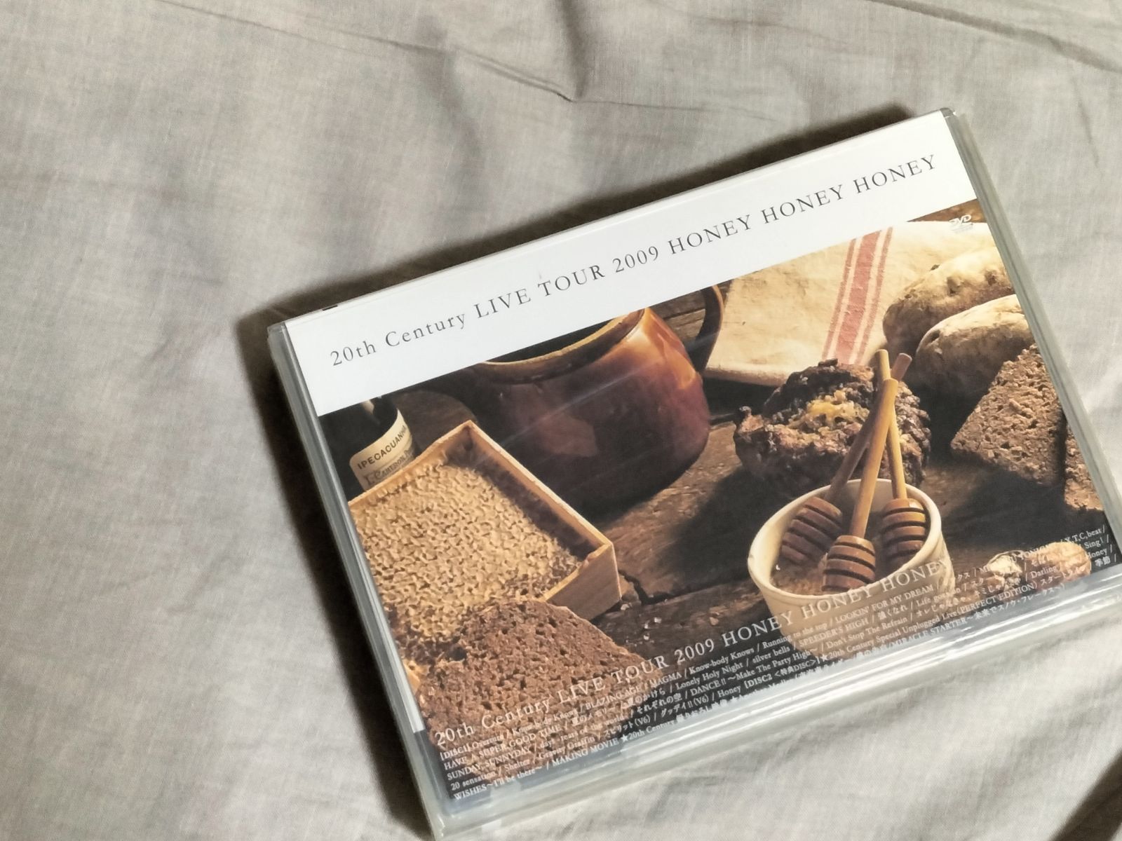 DVDケース未開封 V6 20th Century LIVE TOUR 2009 HONEY HONEY HONEY We are Coming Century Boys LIVE Tour 2009 初回生産限定 DVD4枚組