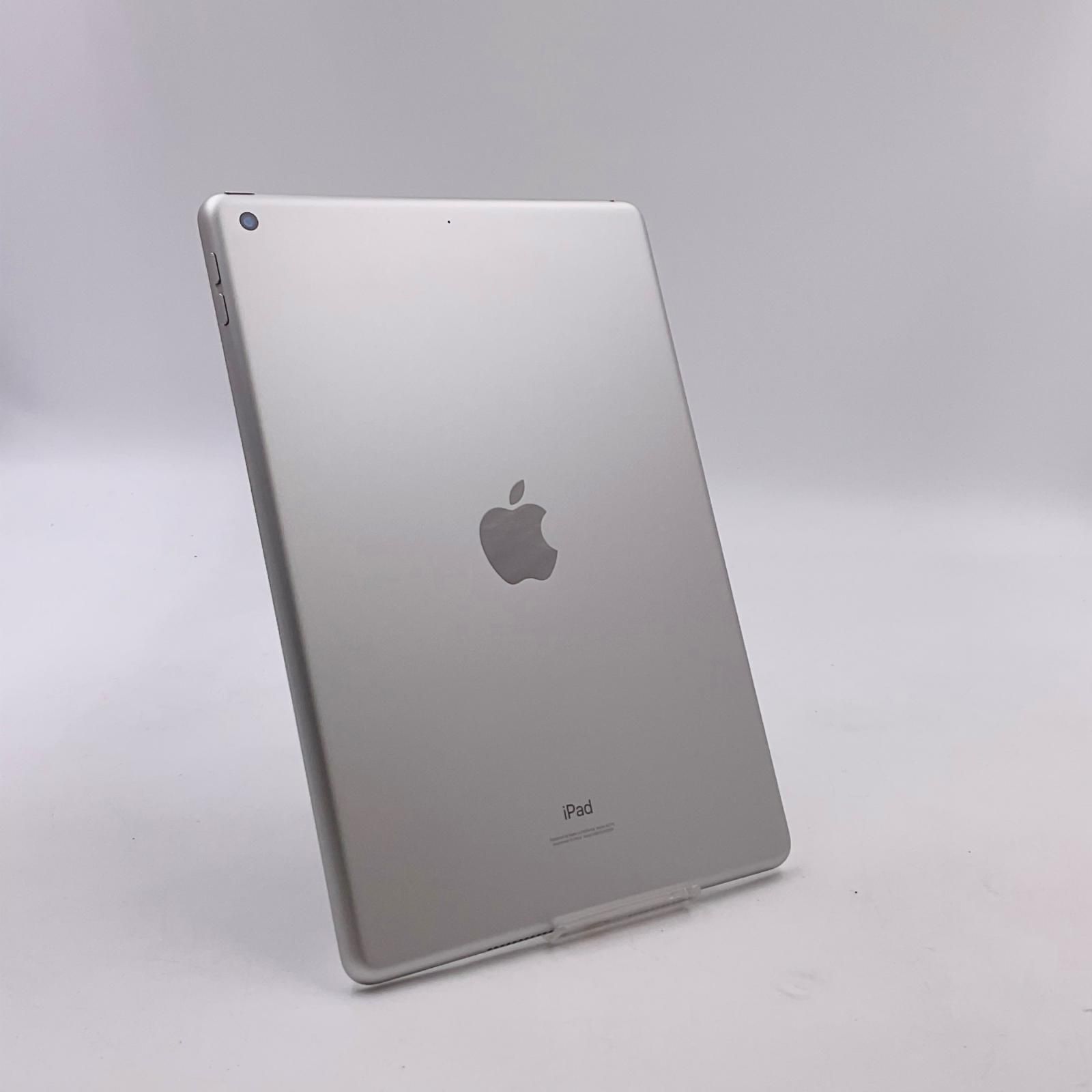 iPad 第8世代 10.2インチ 32GB SV Wi-Fi 中古 - メルカリ