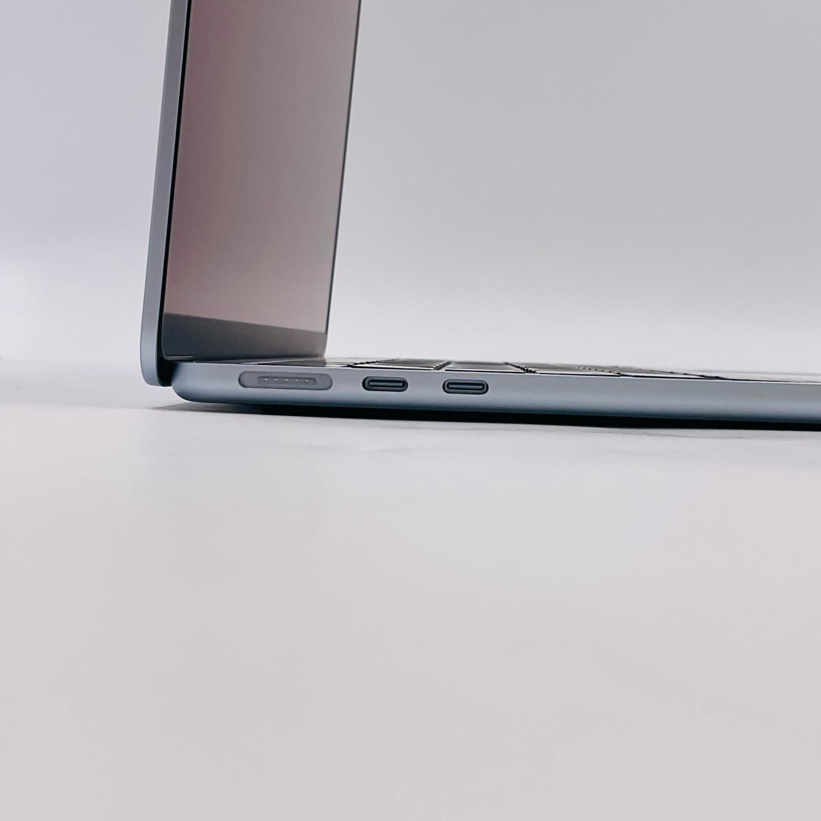 MacBook Air 13