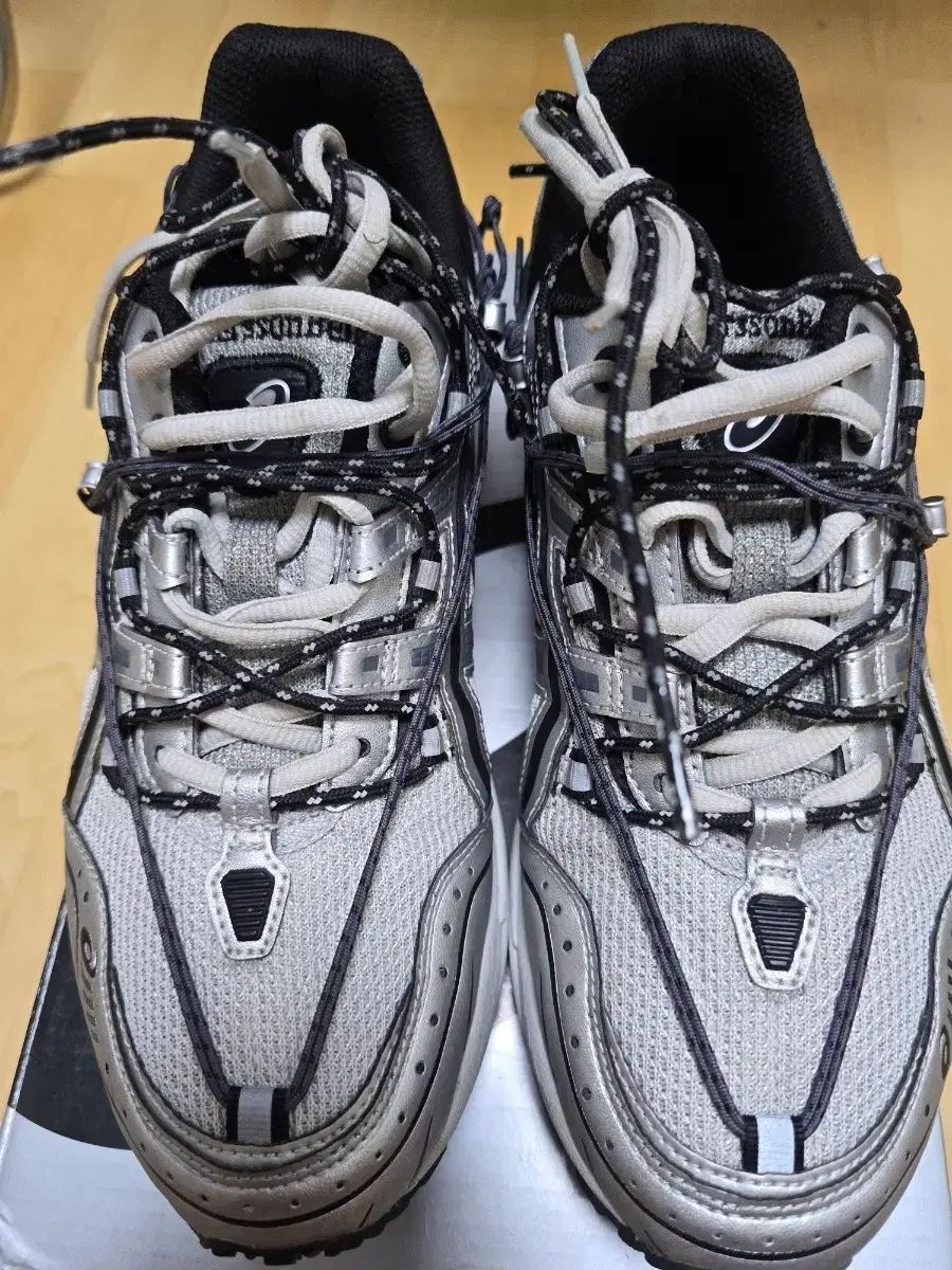 asics x Andersson Bell アンダースンベル 1090 グレー シルバー 270 サイズ