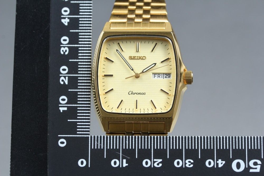 稼働品】SEIKO クロノス 5H23-5110 ゴールド クオーツ ユニセックス 