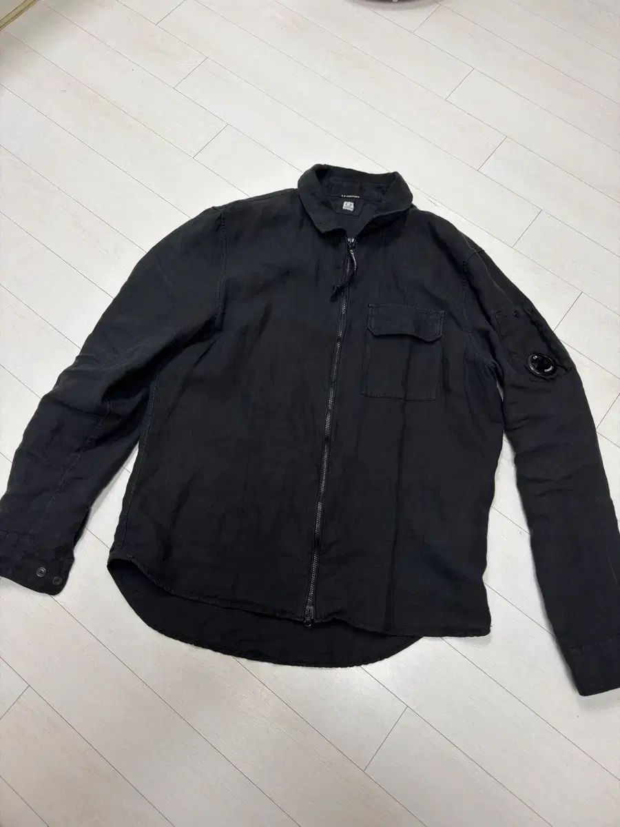 C.P. COMPANY シーピーカンパニー ジャケット サイズ 100 2way ジッパー 傷なし 9 8