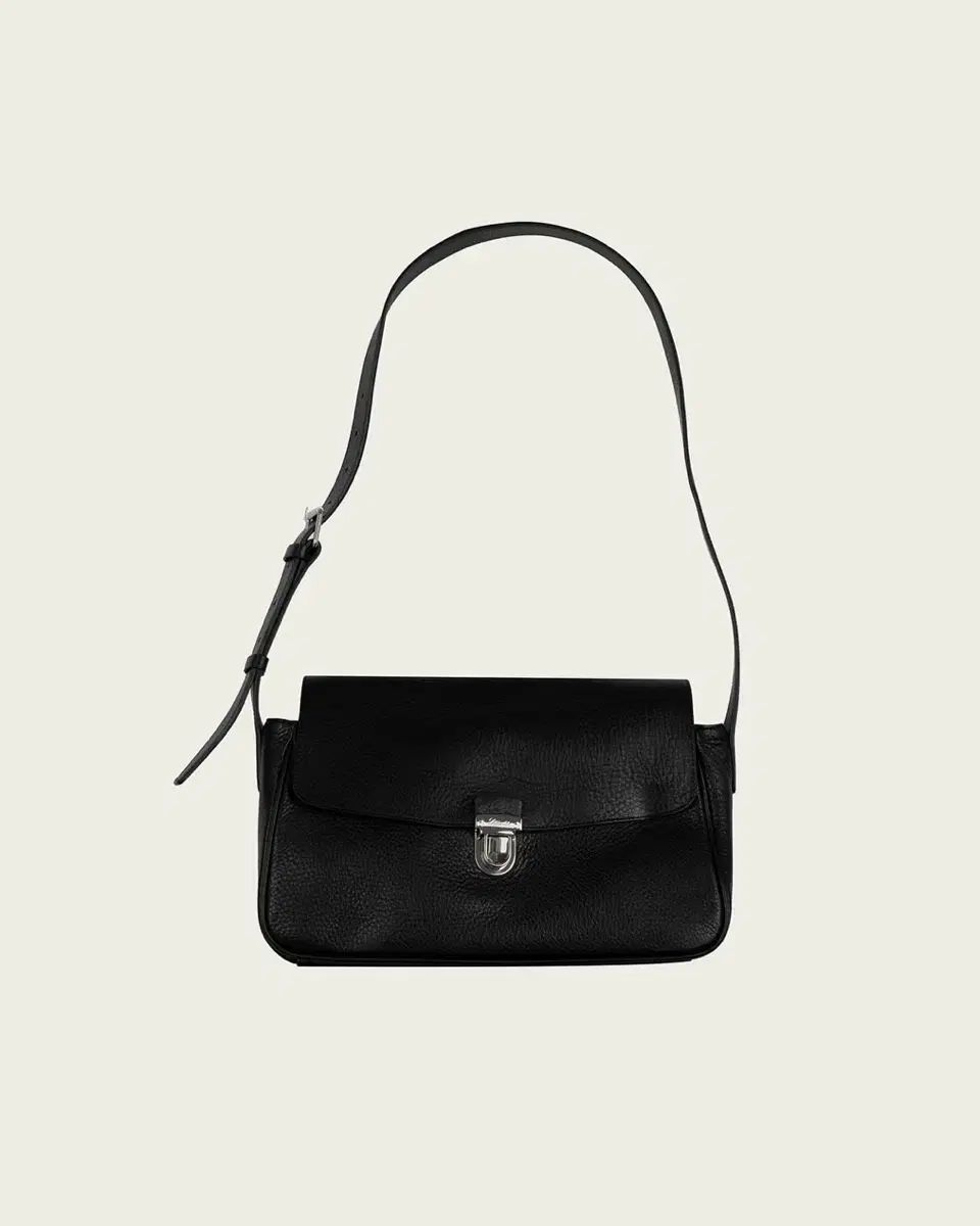 リーボン빛 Regan Shoulder Bag ブラック