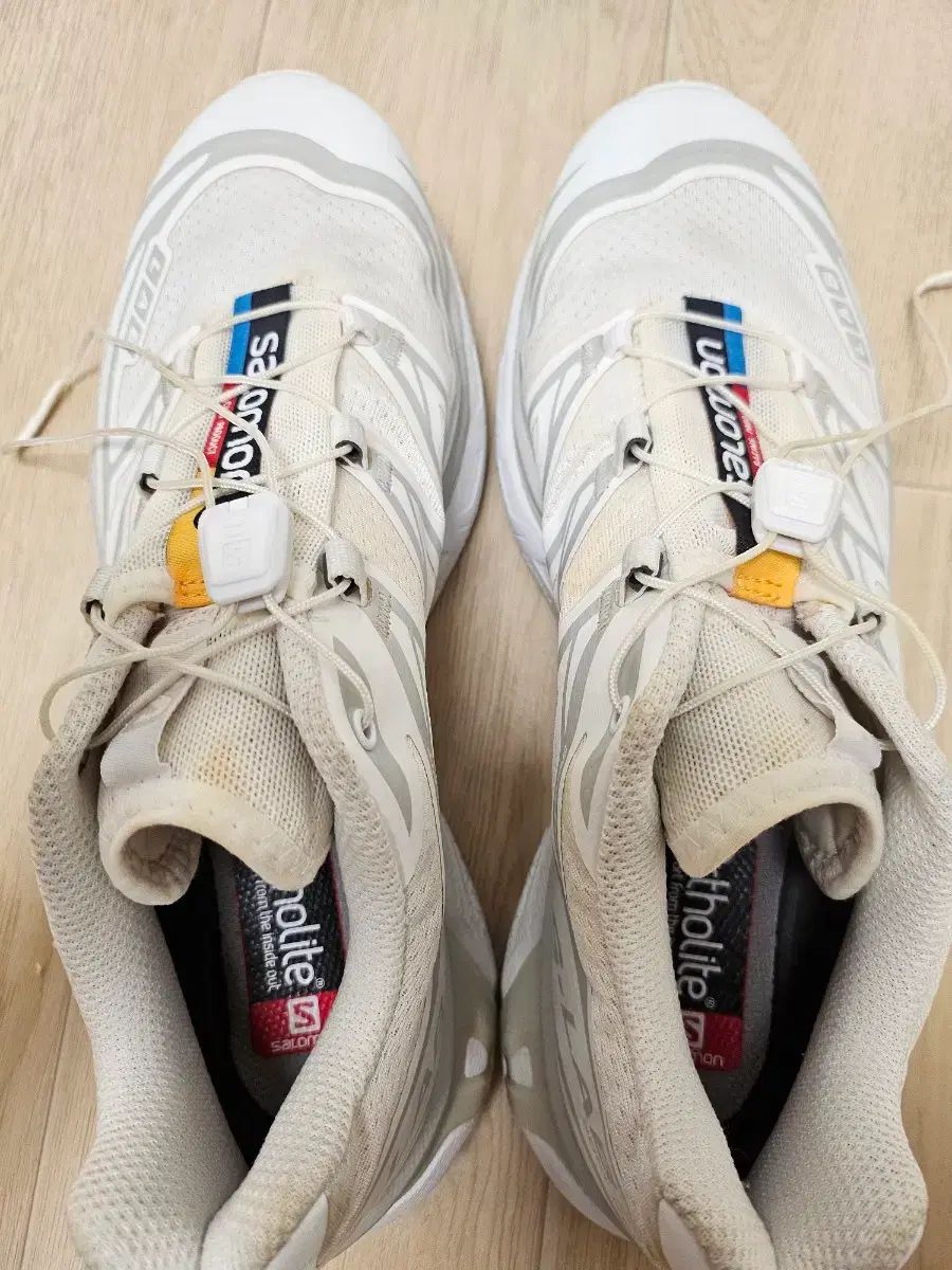 SALOMON サロモン XT-6 ADV 白 250 SALOMON サロモン XT-6 ADV 白 250