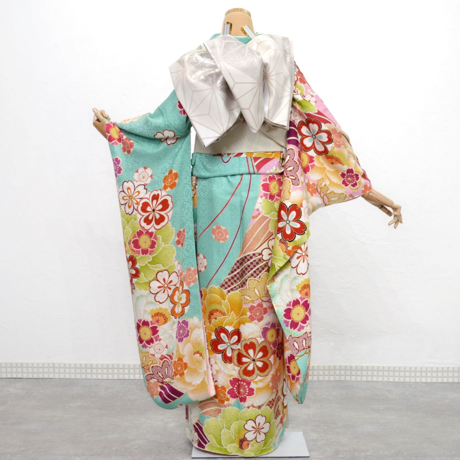 美品》正絹 振袖6点セット S〜Lサイズ 成人式 振袖セット パールトーン