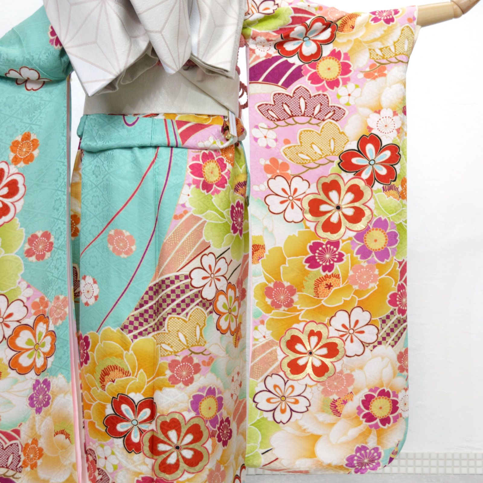 美品》正絹 振袖6点セット S〜Lサイズ 成人式 振袖セット パールトーン