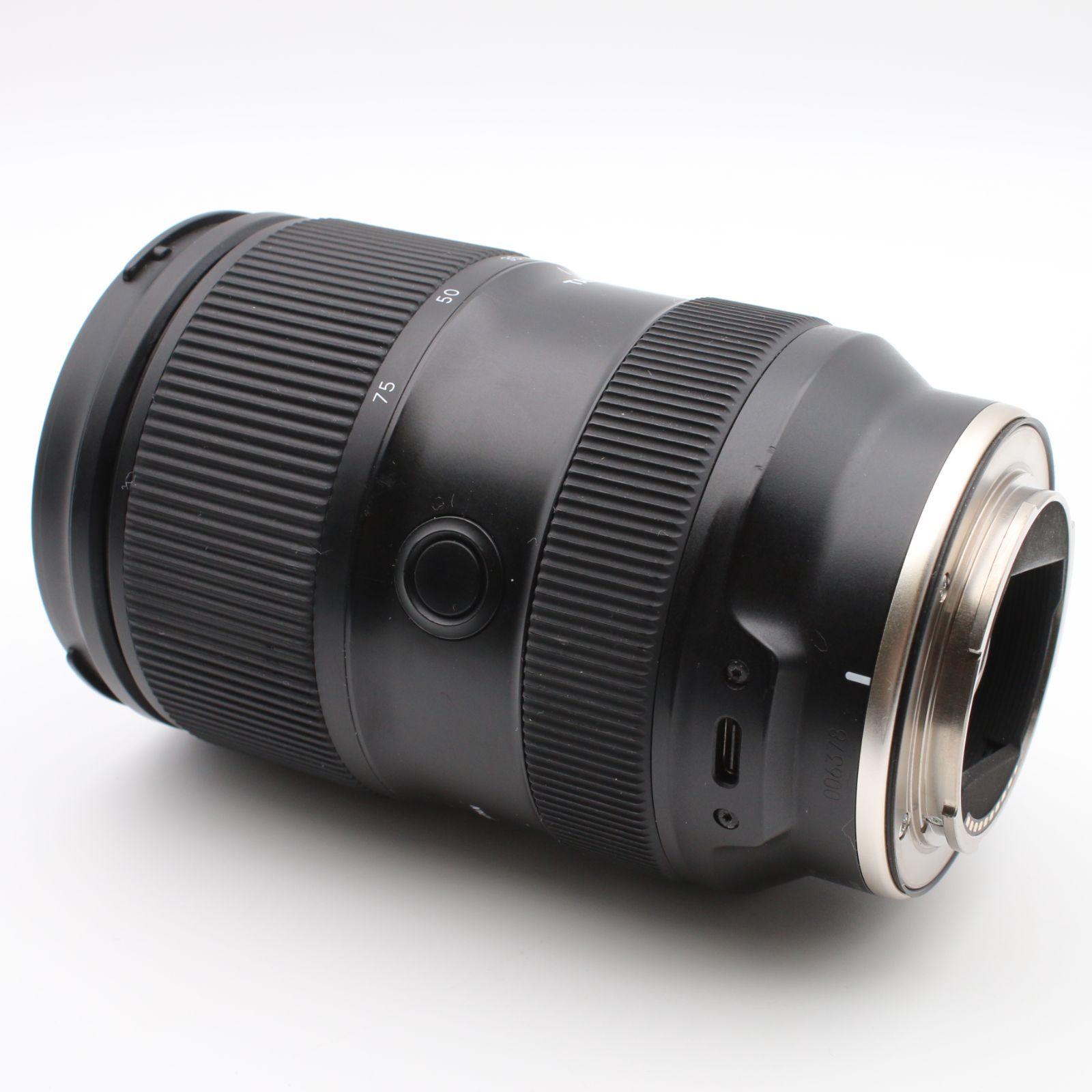 極上品】 TAMRON 28-75mm F2.8 Di III VXD G2 A063S SONY用 Eマウント