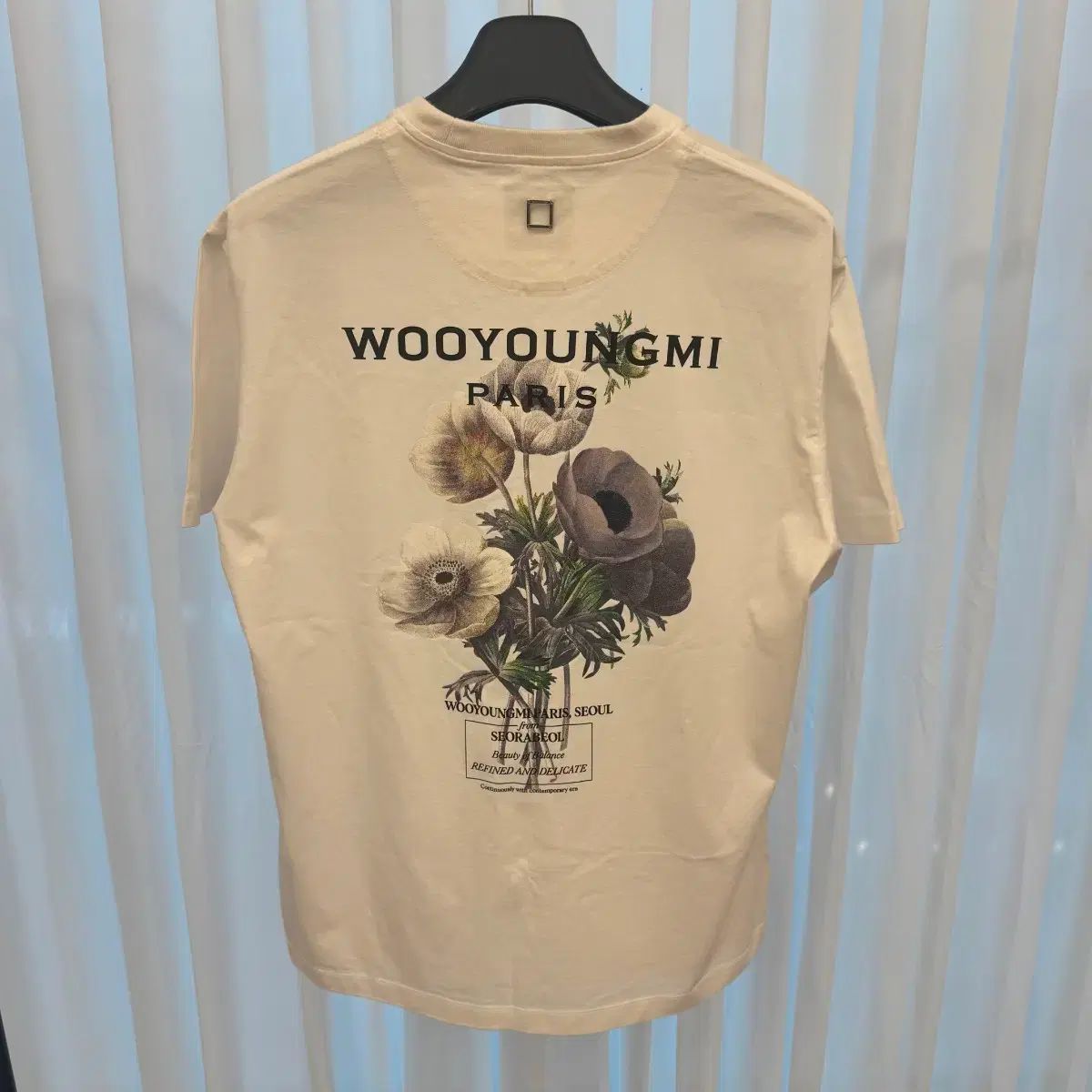 WOOYOUNGMI ウーヨンミ フラワー バックロゴ 半袖 白 (正規品 48)