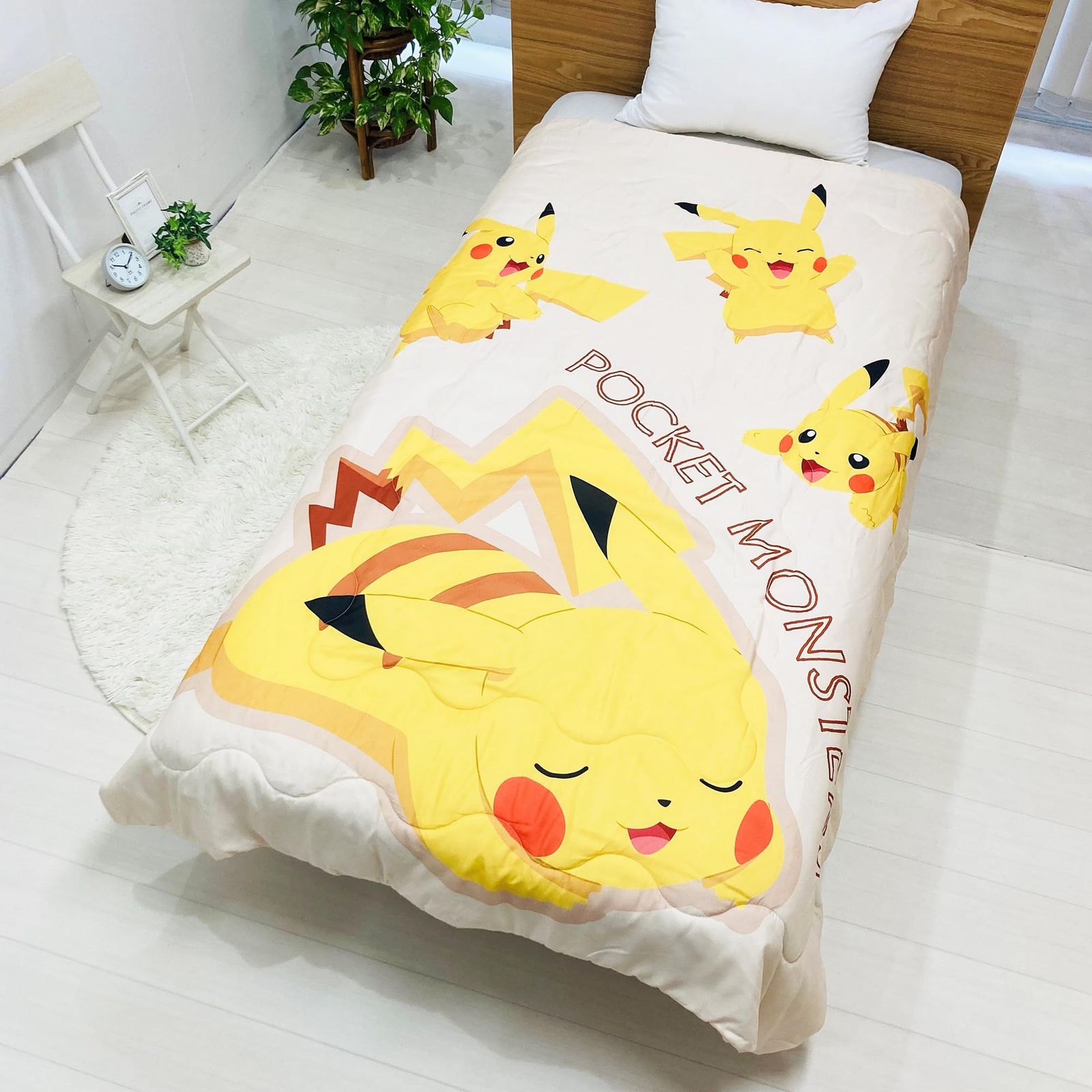 新品 MORIPiLO ポケモン 夏用掛け布団 ピカチュウ (ふわサラ快適 肌掛け布団) 140x190cm 子供 大人兼用 洗える 可愛い グッズ イエロー pokemon ポケットモンスター キャラクター まくらのモリシタ