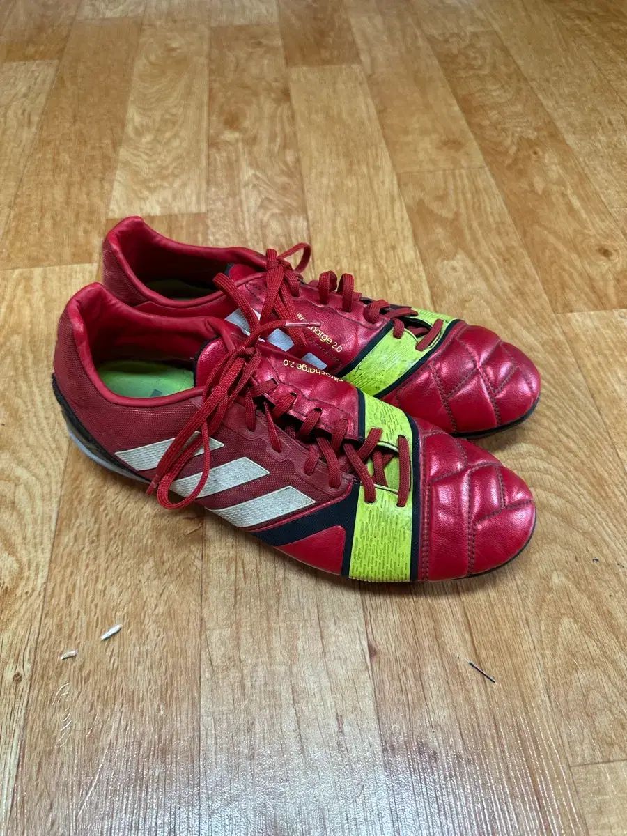 アディダス サッカーシューズ (270)