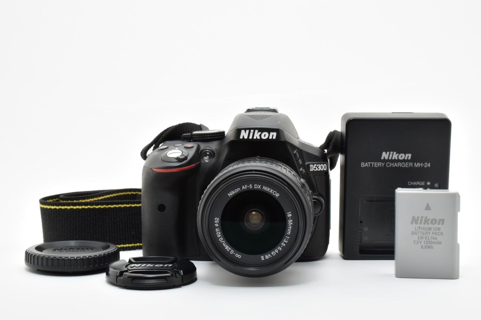 光学極上 Nikon ニコン D5300 / AF-S NIKKOR 18-55mm 3.5-5.6 G II VR