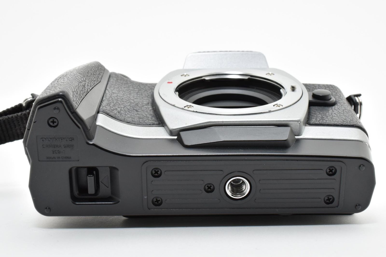 実用品 Olympus オリンパス OM-D E-M10 ボディ シルバー ミラーレス