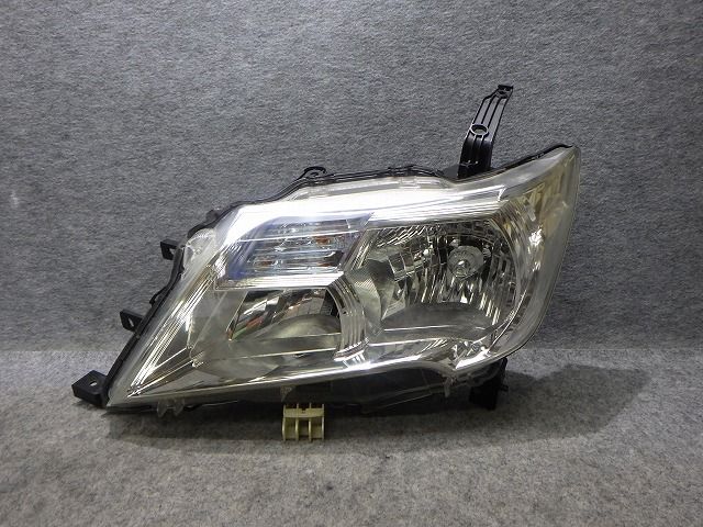 セレナ 左ヘッドライト ハロゲン HFC26 前期 100-23096 K 26060-1VM0A