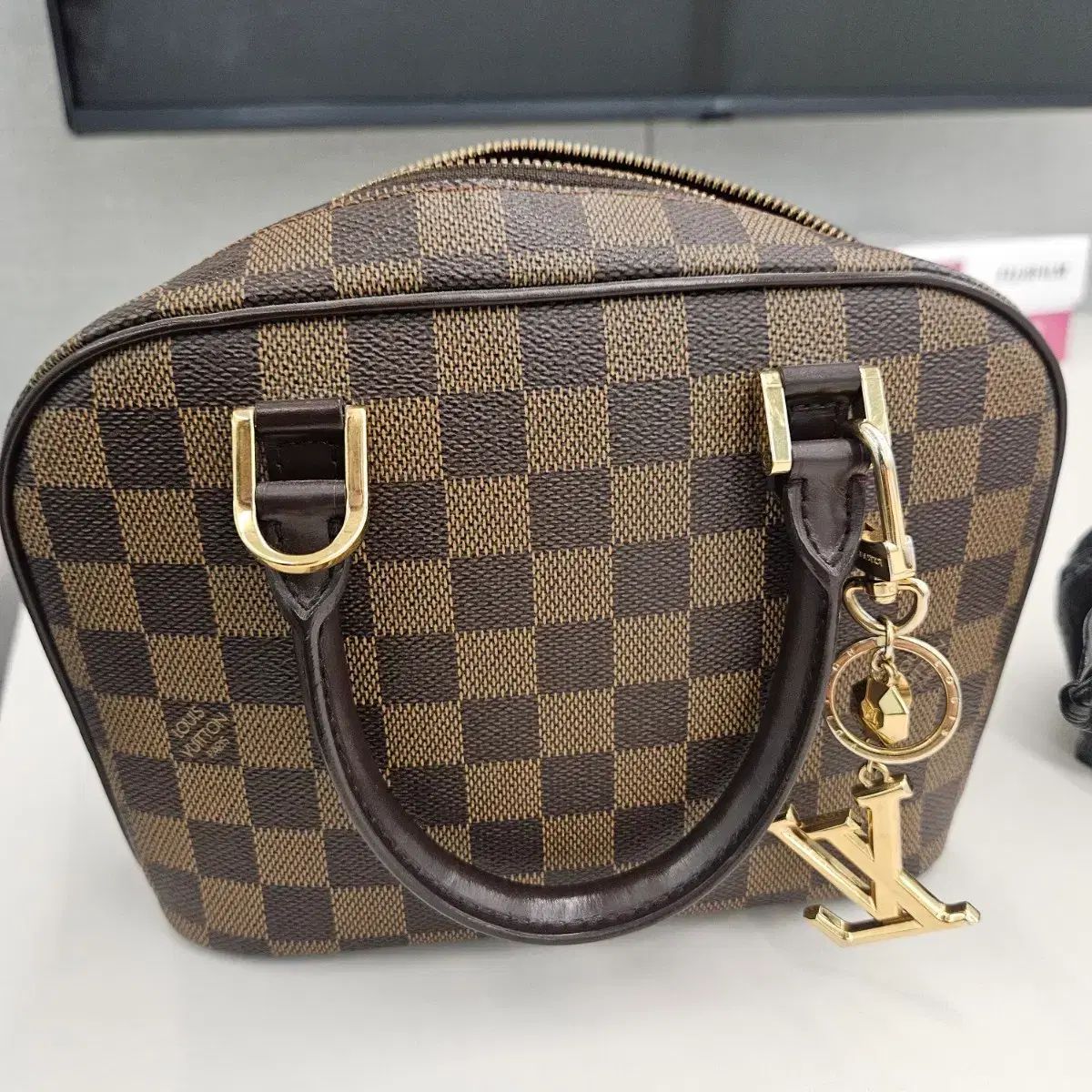 Louis Vuitton ルイヴィトン サリア ミニ バッグ - メルカリ