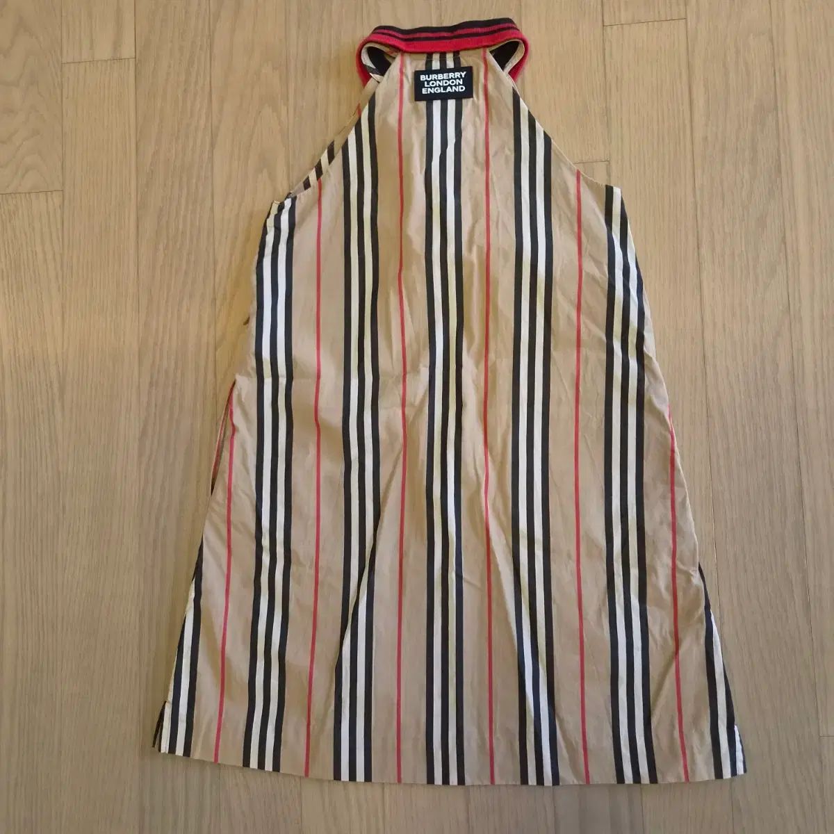 アキアバーバリー/Burberryワンピース キッズ服(100cm~) BURBERRY バーバリー ワンピース ホルターネック 8Y