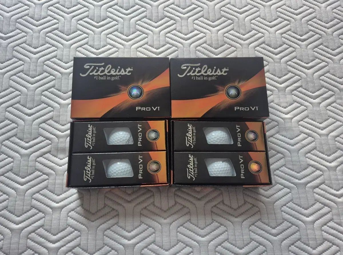 Titleist(タイトリスト) Pro V1 ゴルフボール 6個 2ボックス 8,062円