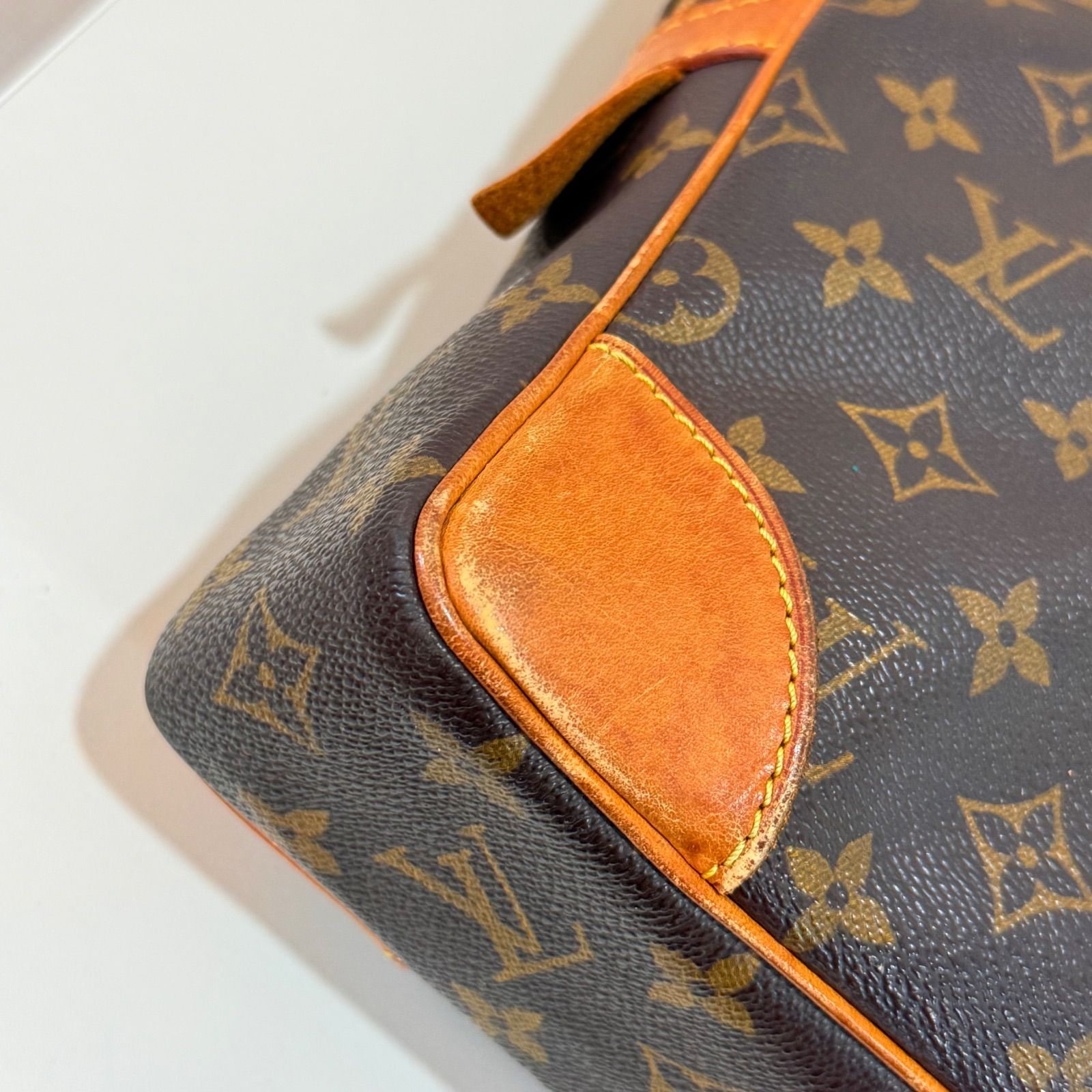 LOUIS VUITTON ルイヴィトン モノグラム ポルトドキュマン 美品 - メルカリ