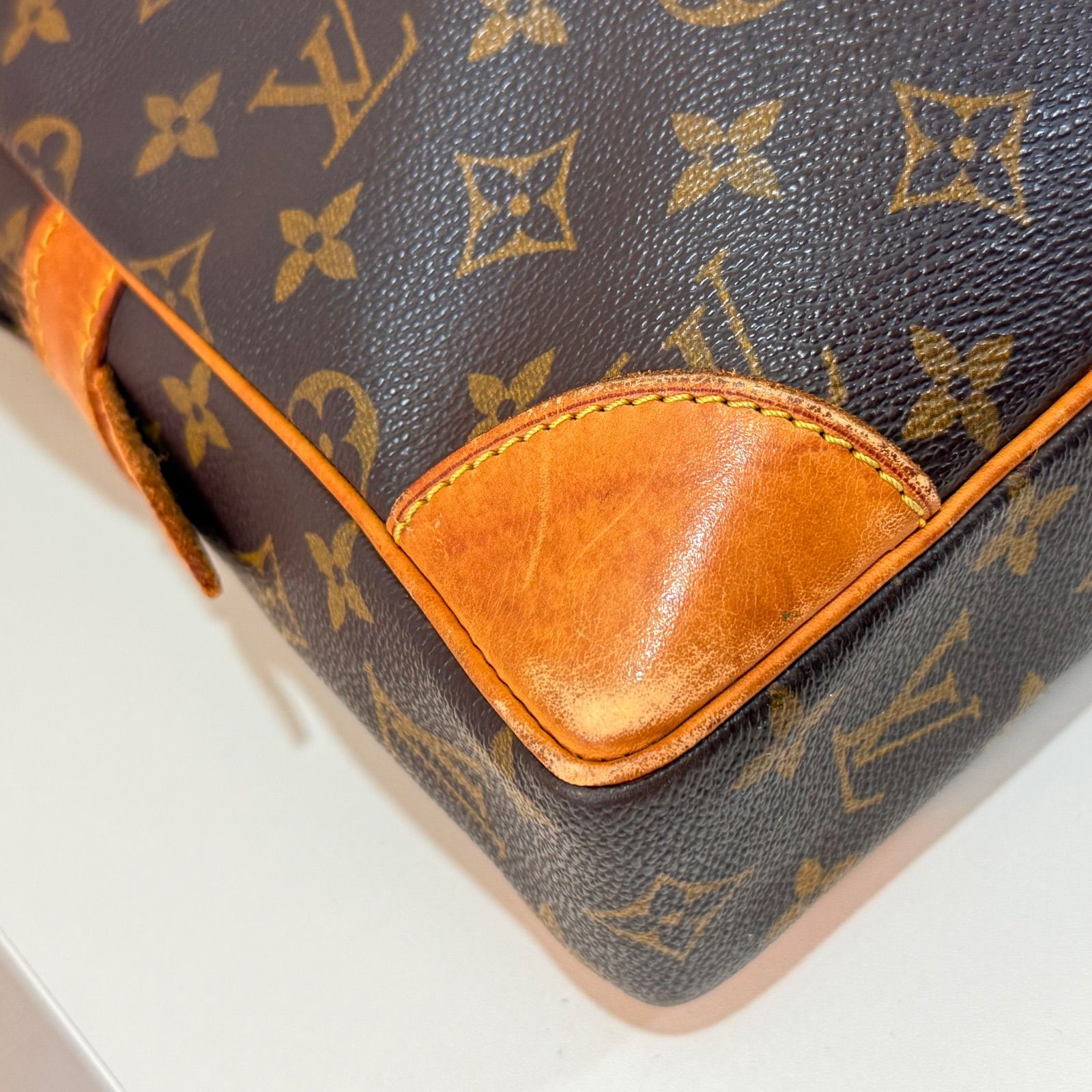 LOUIS VUITTON ルイヴィトン モノグラム ポルトドキュマン 美品 - メルカリ