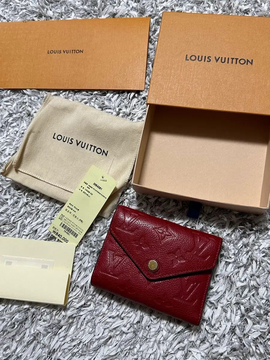 ルイヴィトン 財布 27,020円